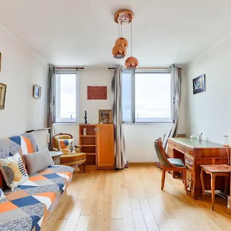 1br Flat View On Eiffel Tower And Sacre-coeur Apartment Paris