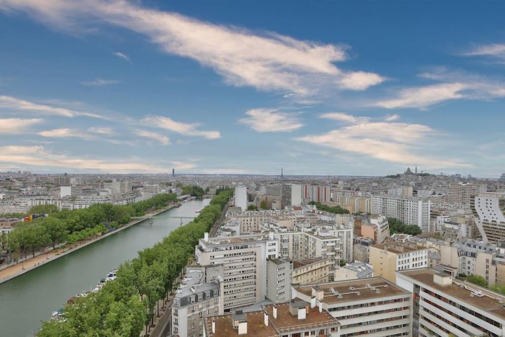 1br Flat View On Eiffel Tower And Sacre-coeur